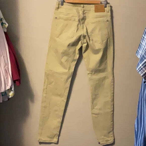 Women's Skinny Jeans in Tan - Picture 3 of 7